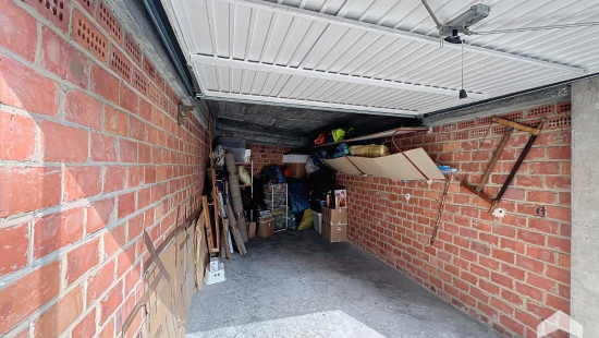 Garage box - Edmond Machtens € 30 000 | ERA